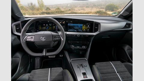 Vauxhall Mokka GSE, grey, interior, dashboard