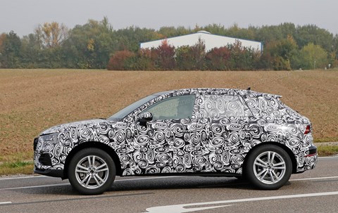 The new 2019 Audi Q3: spied on test in Germany