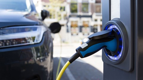 EV battery life survey - how often and how fast you charge makes a difference