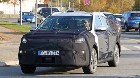 Kia Niro EV: scooped on test in Germany