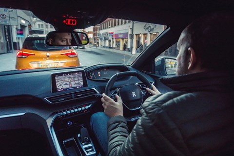 Peugeot 3008 Steve driving