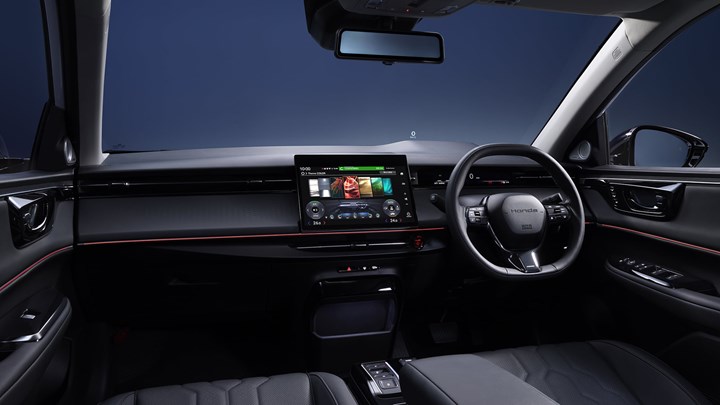 El interior del Honda innova pero a su manera Honda