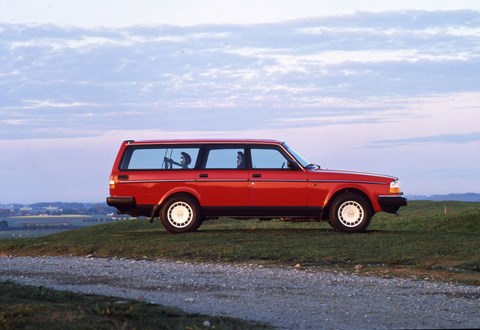 Volvo 240: an old kinda Swedish keeper