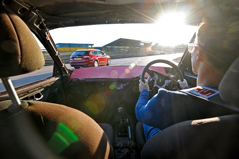 Mondeo vs Mondeo: Chilton chases down his own long-termer at Essex Raceway