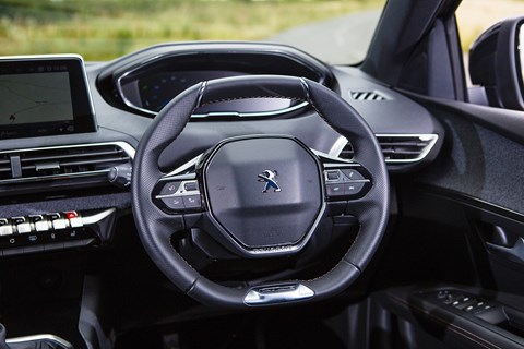 Peugeot 3008 interior: the tiny i-Cockpit steering wheel