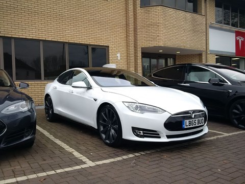 Tesla London Heathrow showroom