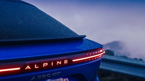 Alpine A390