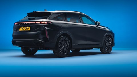 Omoda 9 Black Noble edition - rear