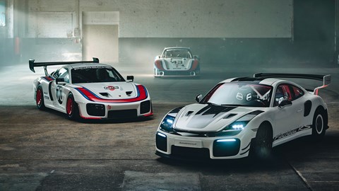 Porsche Flachbau RS with 2018 Porsche 935 and 935/78