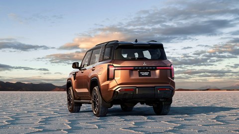 Mitsubishi Pajero (2026): rear three quarter static, bronze paint