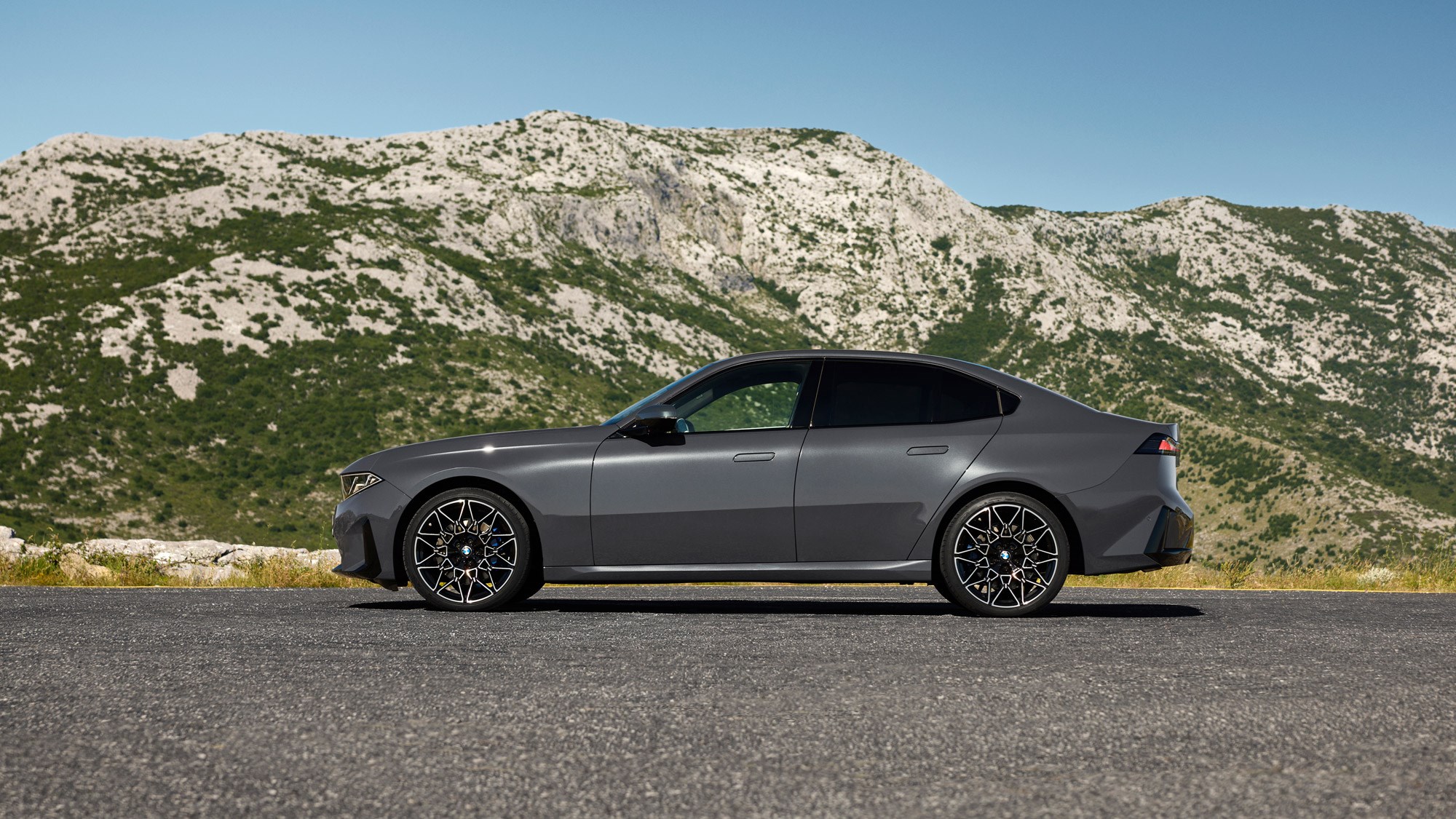 BMW 3-Series: новый взгляд на классические двигатели