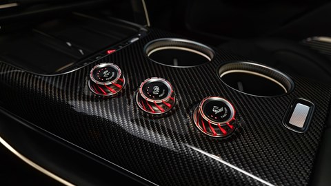 Mercedes-AMG GT SUV (2026): drive mode dials, studio shoot