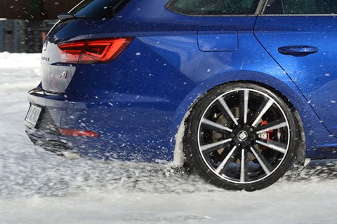 Seat Leon Cupra ST rooster tail