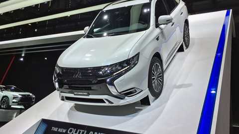 2019 model year Mitsubishi Outlander PHEV at the 2018 Geneva motor show