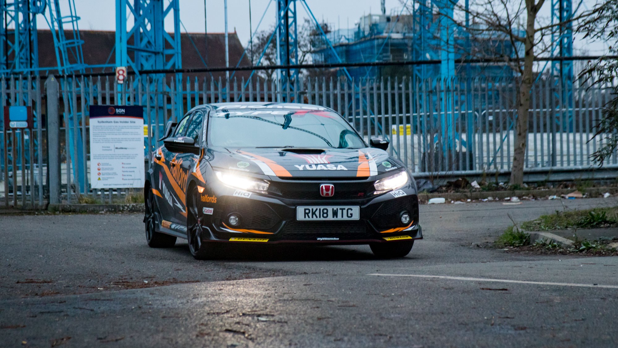 The Honda Civic Type R Super GT Race Car Looks Completely Nuts