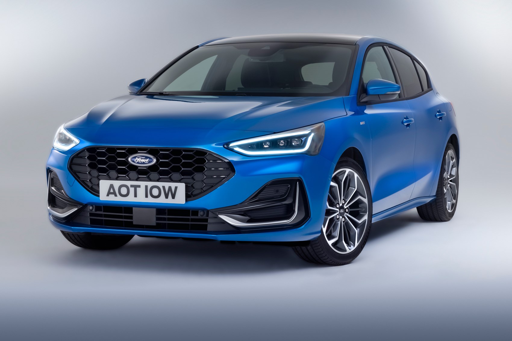 New Ford Focus 2021: mild updates inside and out