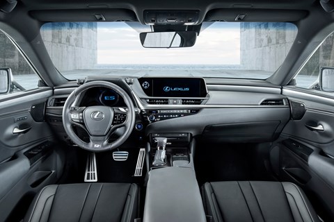 Lexus ES interior