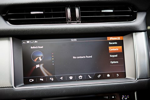 Jaguar XF Sportbrake infotainment