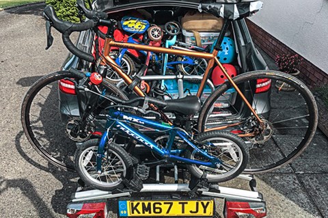 Bike rack on Mercedes-Benz E-Class All Terrain