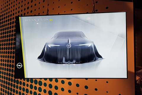 Opel Concept 2018 screen