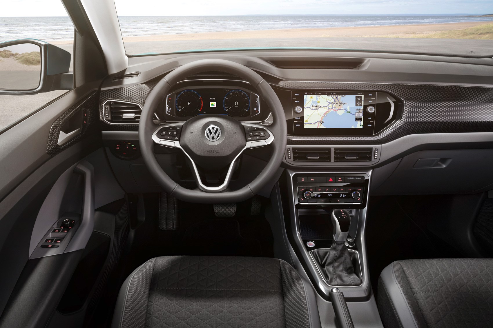 New Volkswagen T-Cross unveiled: it's VW's Arona!