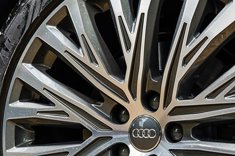 Audi A8 wheel