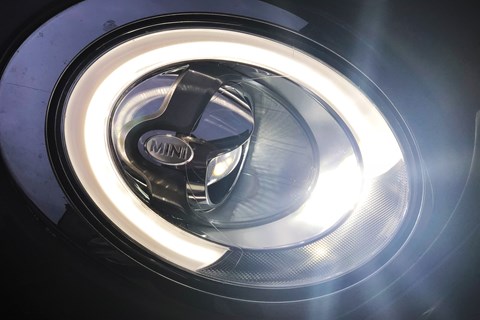 Clubman headlights