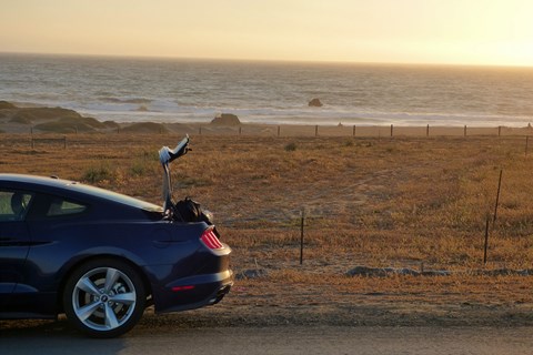 road trip usa ford mustang