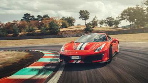 488 Pista showing off the latest Ferrari Dynamic Enhancer tech