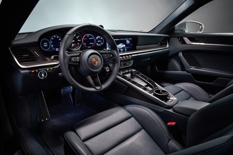 Porsche 911 992 Carrera S interior