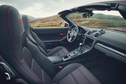 Porsche 718 Boxster T interior