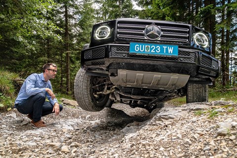 Axle articulation on the new 2019 Mercedes-Benz G-Class
