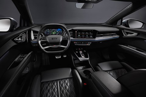 q4 etron interior