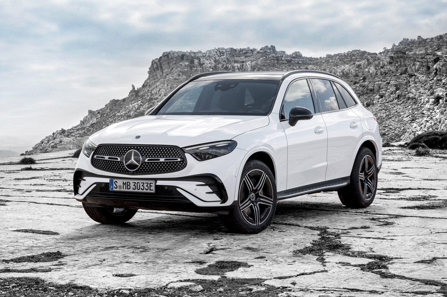 New Mercedes GLC turns up the tech for 2022