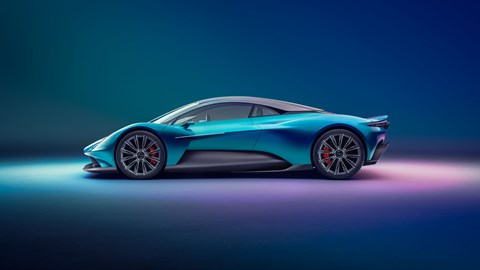 Aston Martin Vanquish, side profile