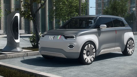 Fiat CentoVenti Concept - plugged into a charging point