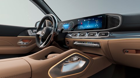 Mercedes GLS facelift (2023): dashboard, tan leather upholstery
