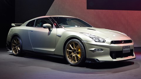 Nissan GT-R Premium edition T-Spec - front view, gold, at Tokyo motor show