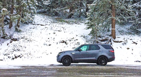 Land Rover Discovery in the Alps