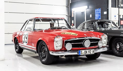 Mercedes 125 racing history pagoda