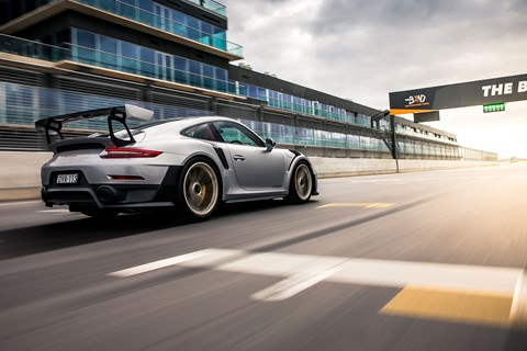911 gt2 rs