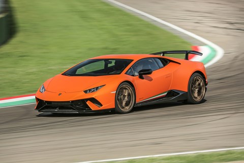 huracan performante