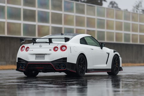 nismo GT-R