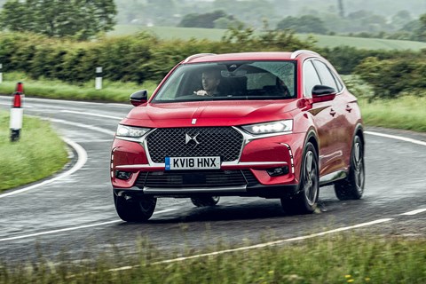 DS 7 Crossback cornering