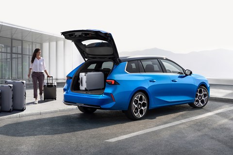 astra estate boot