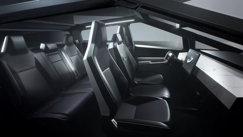 Tesla Cybertruck interior: space for six passengers