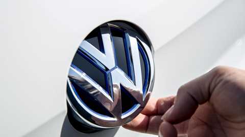 VW sales: the #Dieselgate backlash