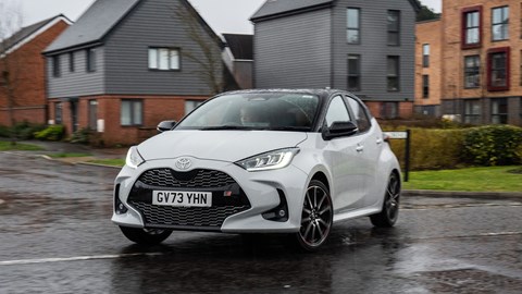 Toyota Yaris hybrid (2024) front driving