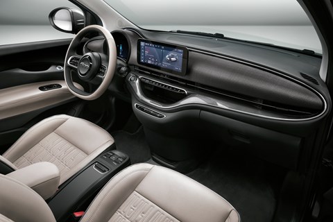 Fiat 500 electric interior