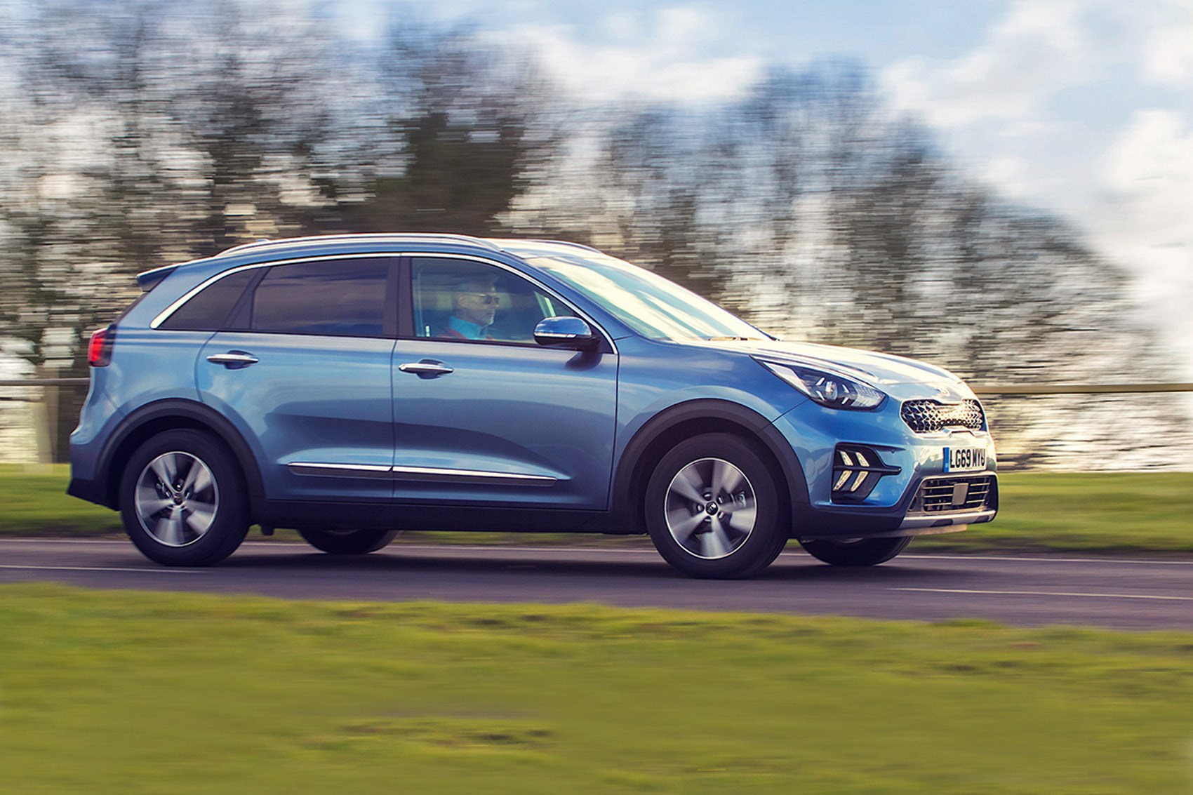 2020 Kia Niro PHEV Test Drive Review: Best Of Both Worlds?